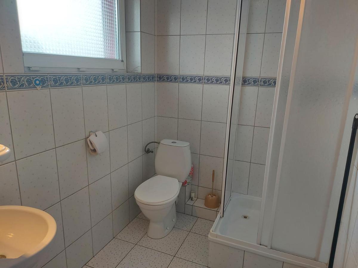 Pokoje Goscinne Tomasz Miedzywodzie Bagian luar foto